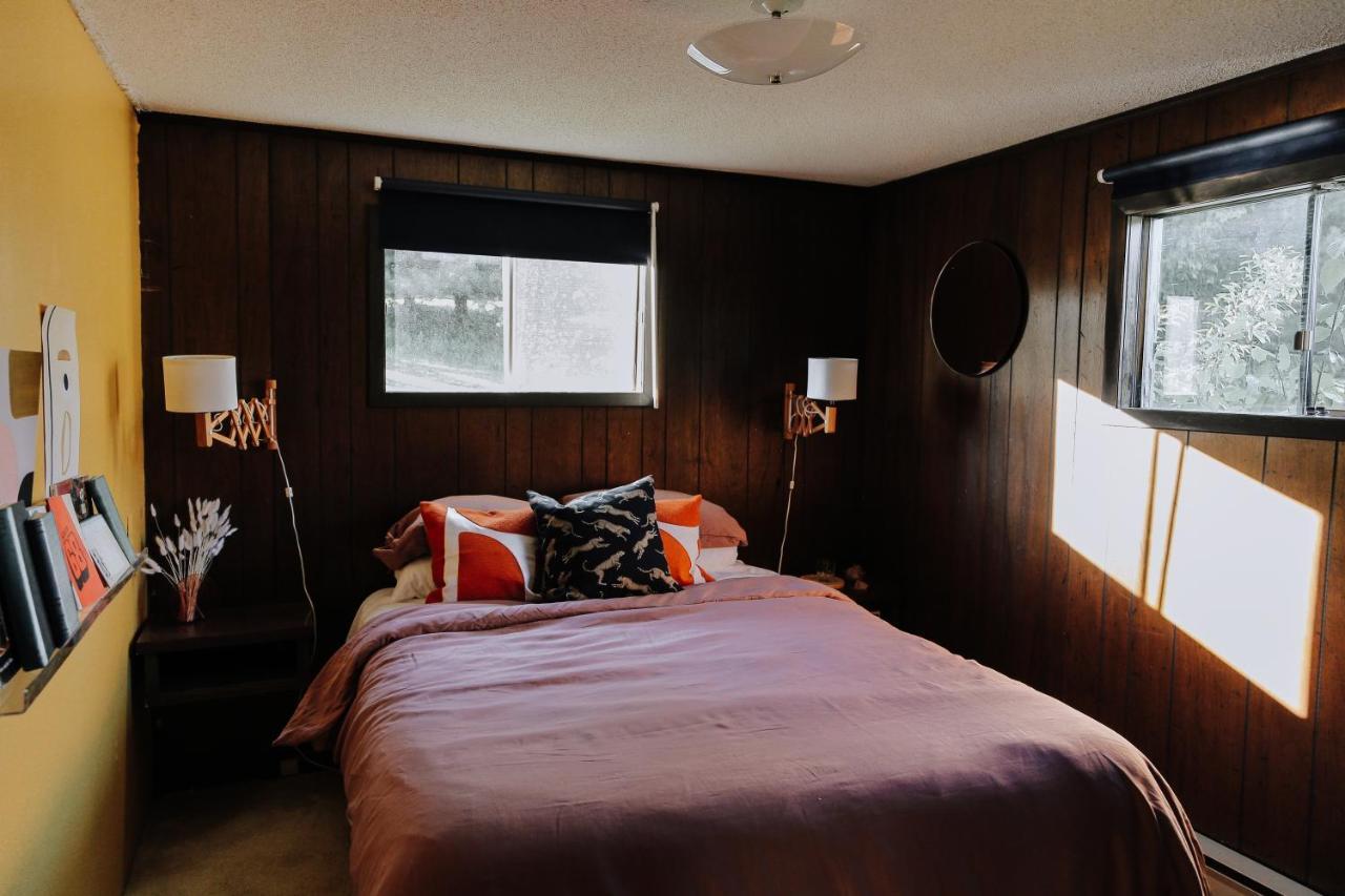 Colonial Bay Motel And Cottages Huntsville Exteriér fotografie