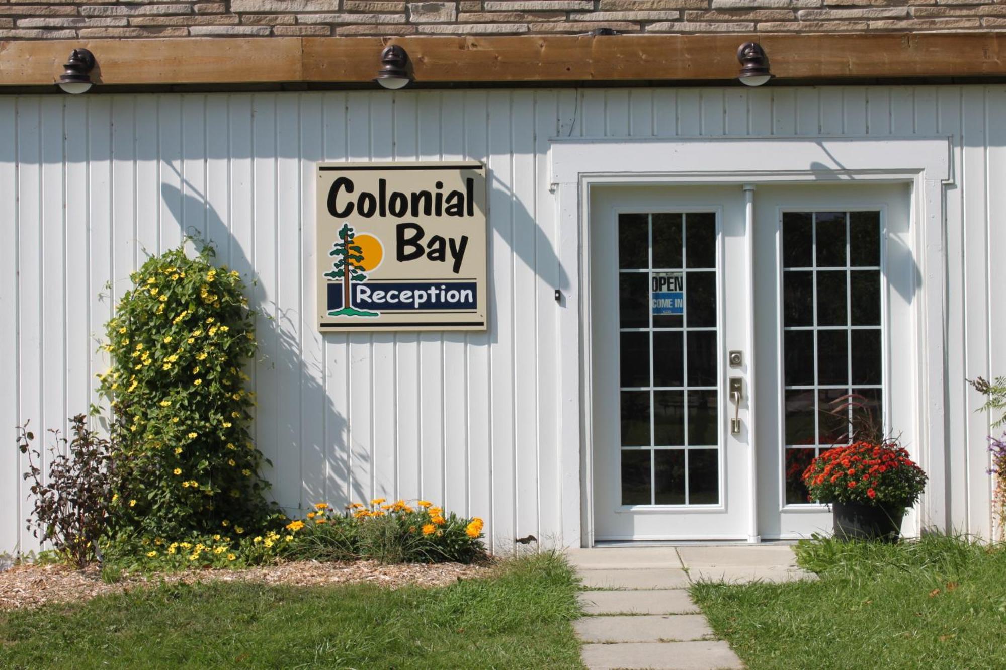 Colonial Bay Motel And Cottages Huntsville Exteriér fotografie