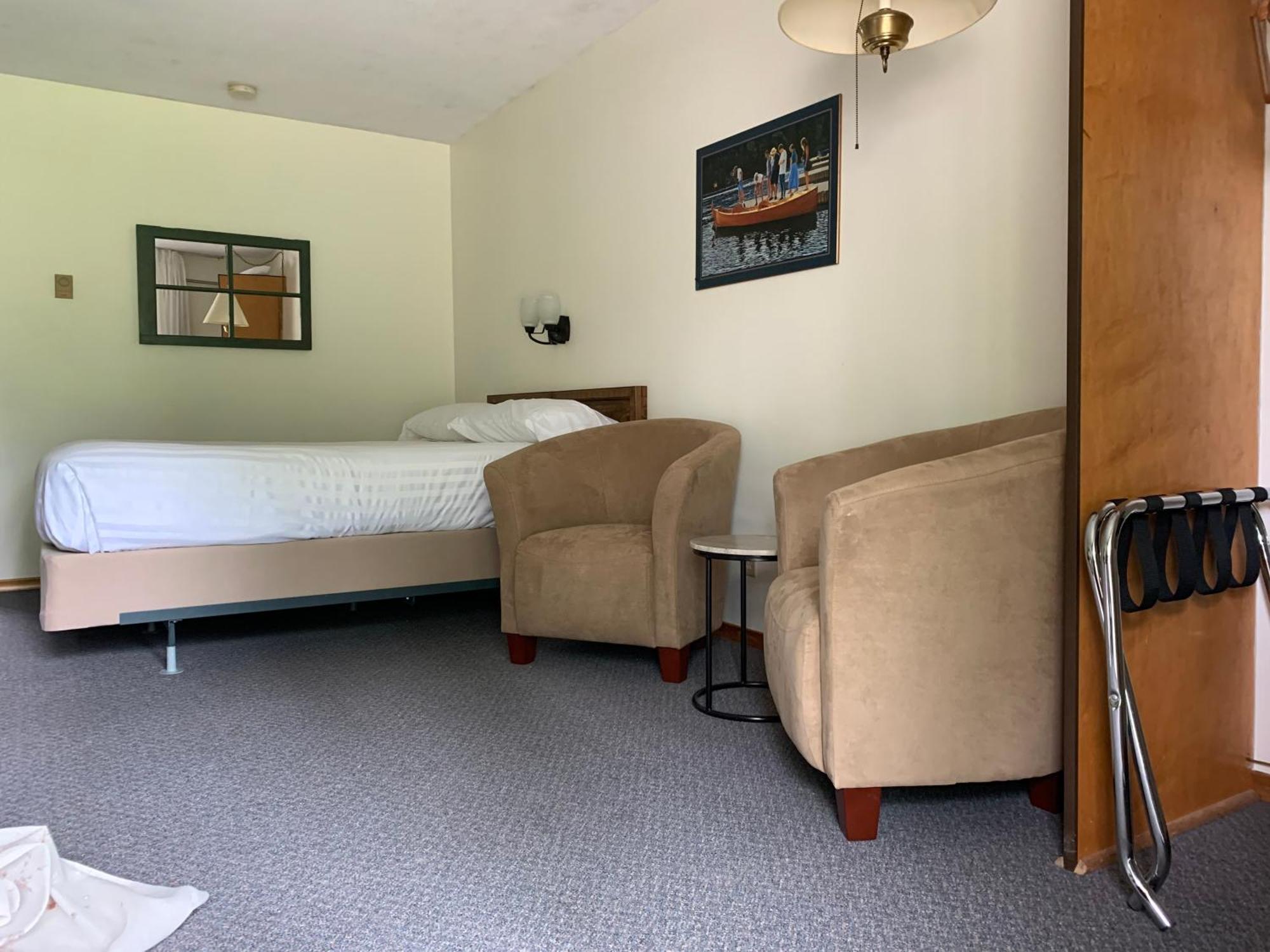Colonial Bay Motel And Cottages Huntsville Exteriér fotografie